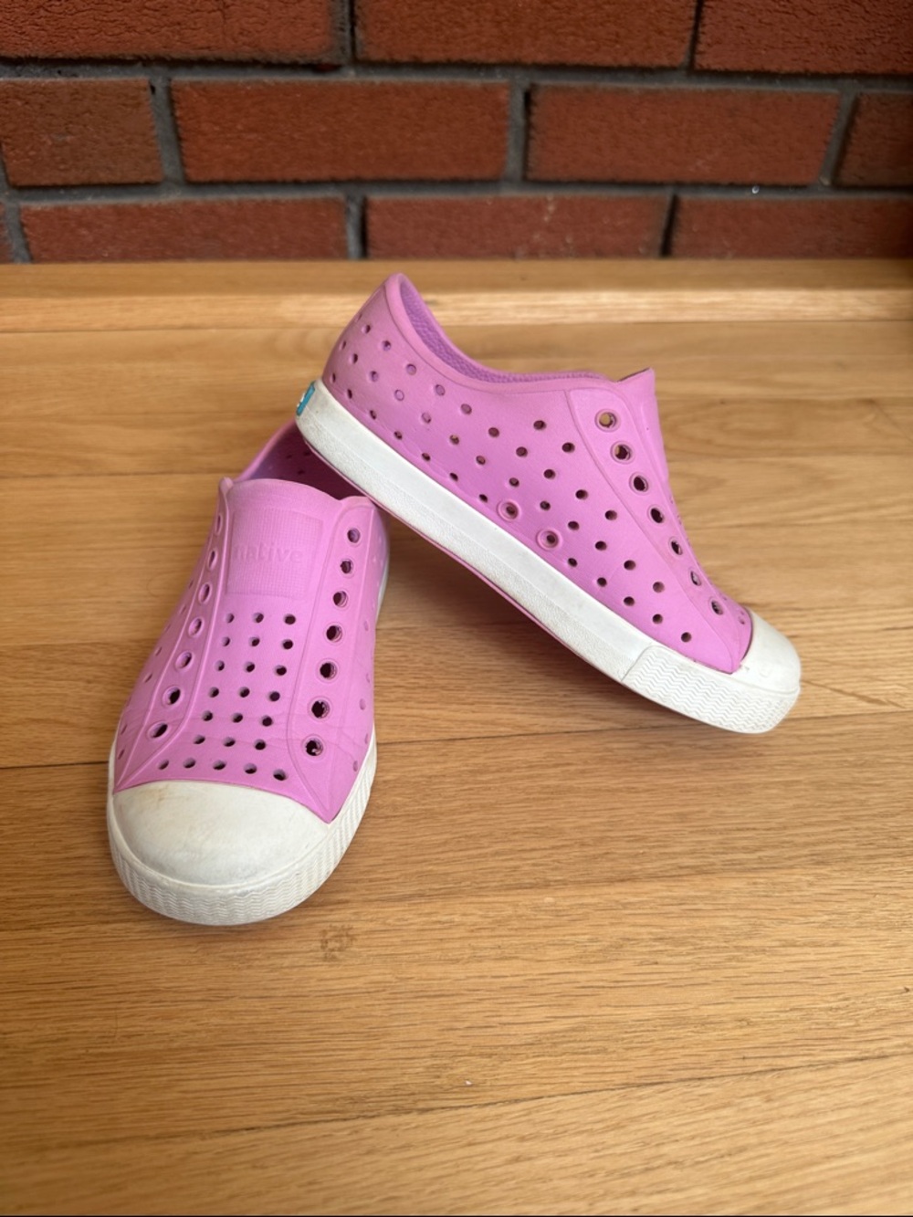 Native Kids Slip-On Sneakers in Pink with White Soles